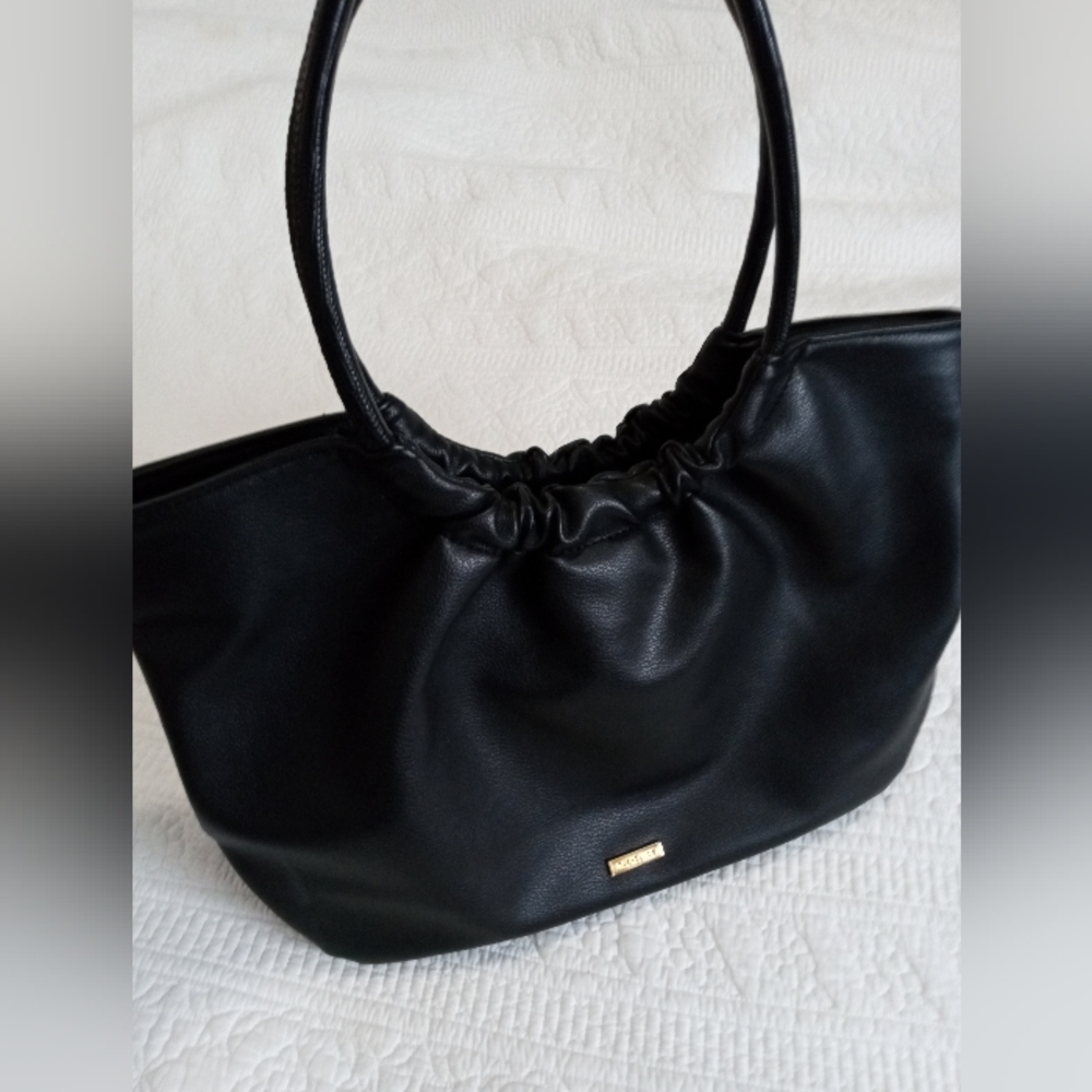 Black Leather Rachel Zoe medium sized hand bag purse